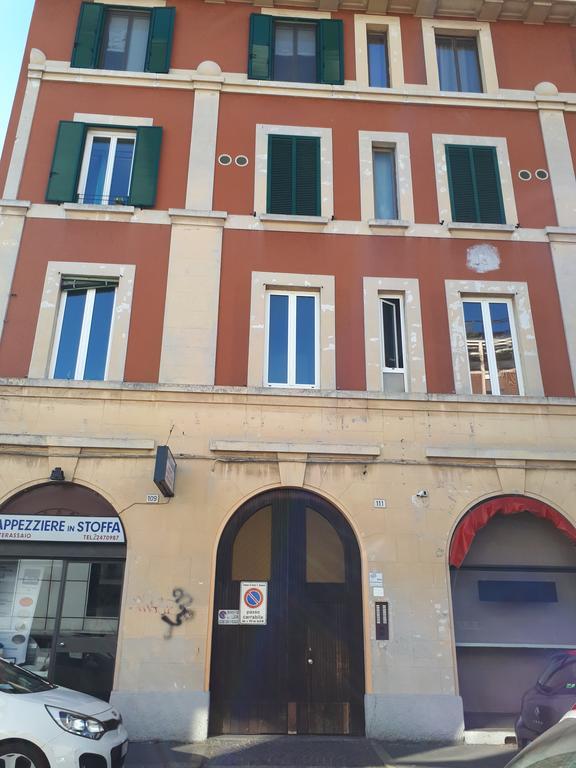 La Maison Di Paola Hotel Sesto San Giovanni Exterior photo